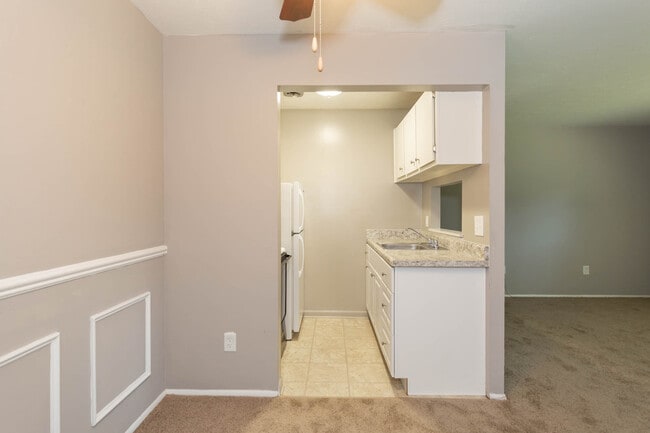 Photo - Kensington Club Apartments