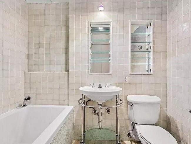 Photo - 71 Orange St