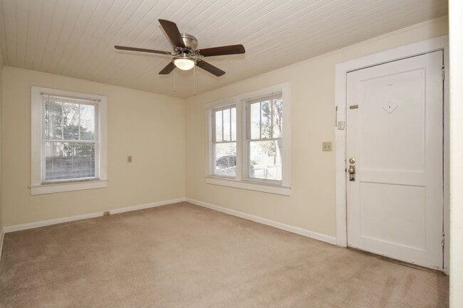 Photo - 517 NW 27th Ave