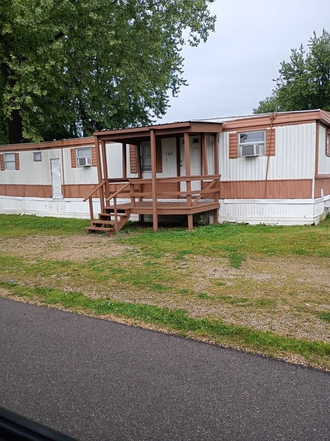 Building Photo - Sunrise Mobile Home Community Unit Lot 1