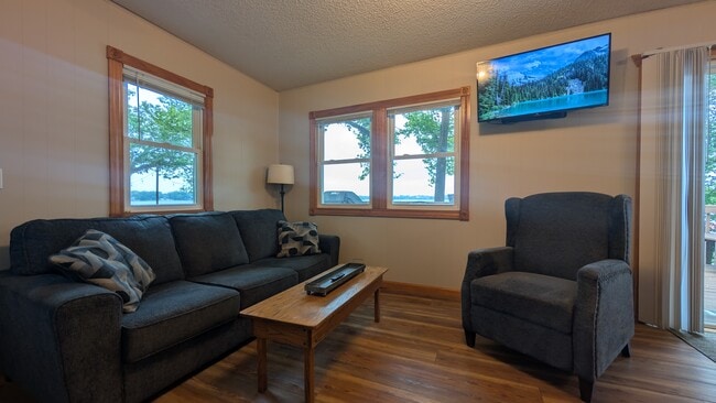 Building Photo - 1321 S Darling Dr NW Unit #7