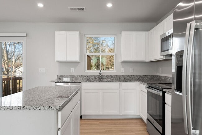 Photo - 109 Brooklane Ct