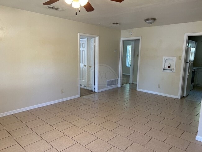 Photo - 1608 Duncan Ave