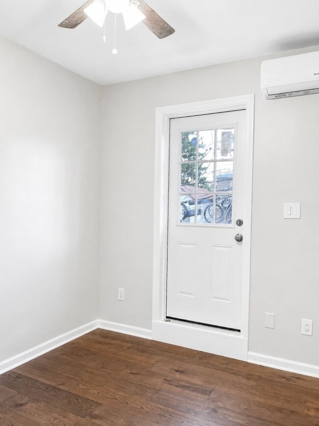 Photo - 207 Armstrong Ave