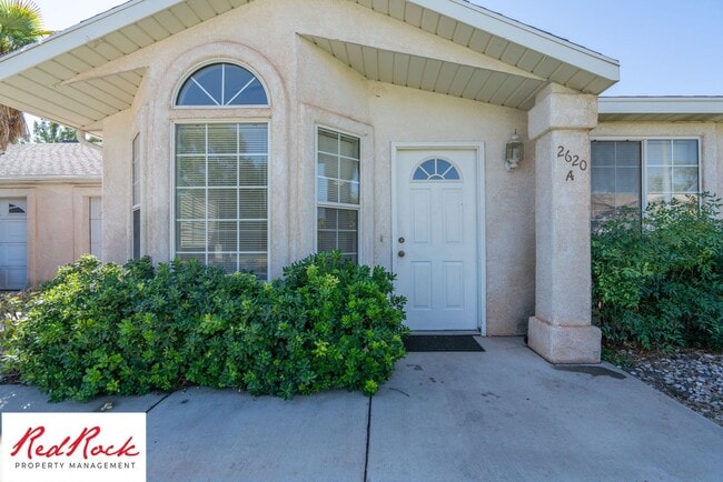 Photo - Easy Living! 3 Bedroom Home with Gorgeous Backyard