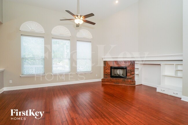 Photo - 20930 Pedregoso Ln