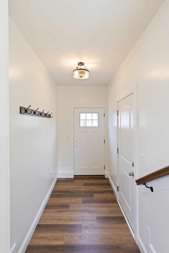 Photo - 116 Winchester Dr