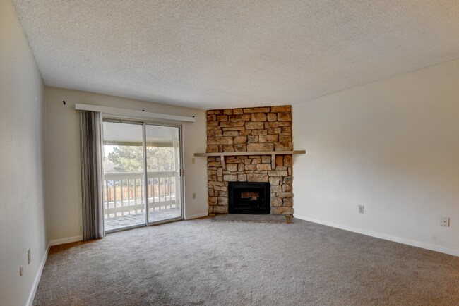 Photo - 2BR/2BA Charming Condo in Denver!

Available Now! Unit E202