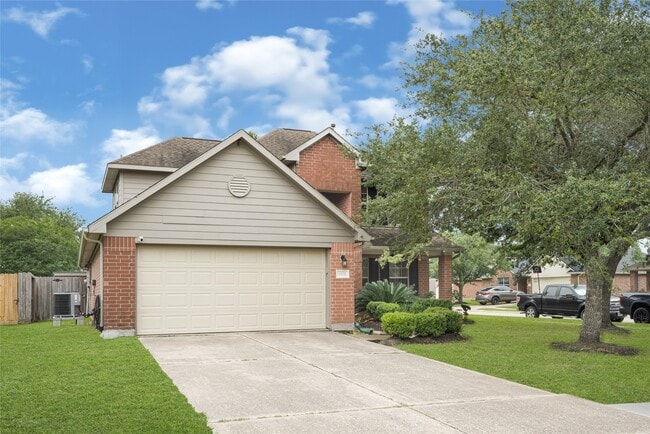 Building Photo - 4102 Caneshaw Dr