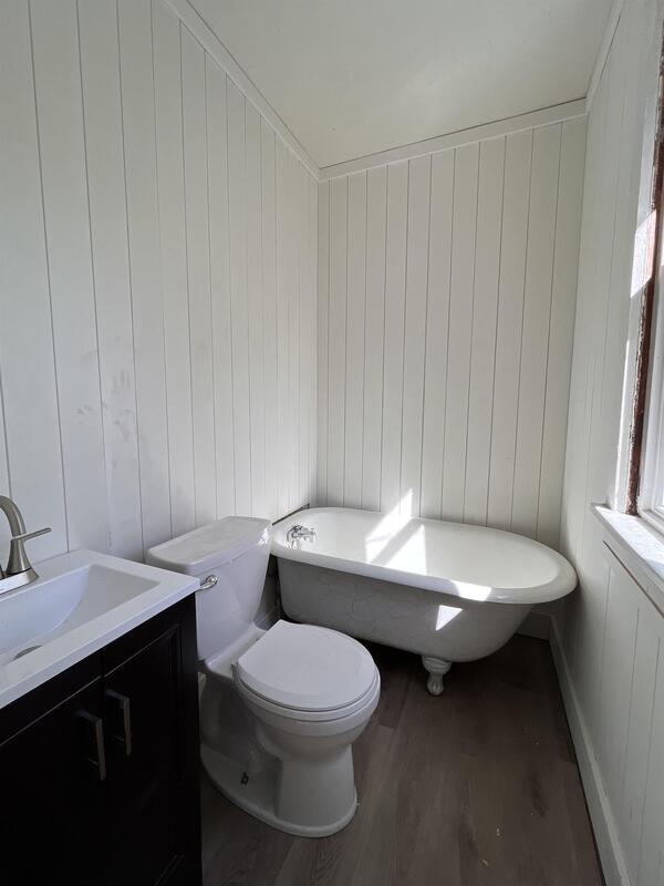 Photo - 217 N Livingston St