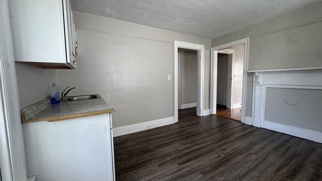 Photo - 508 Stuart St