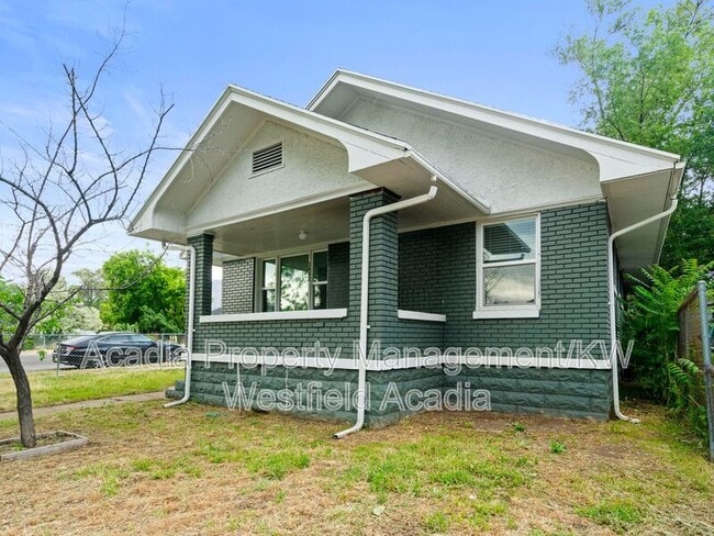 Photo - 3002 Porter Ave