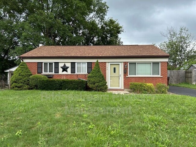 Building Photo - 168 Locust Dr Rental
