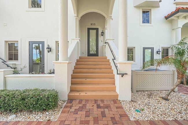 Photo - 5090 Riverside Dr Unit 103