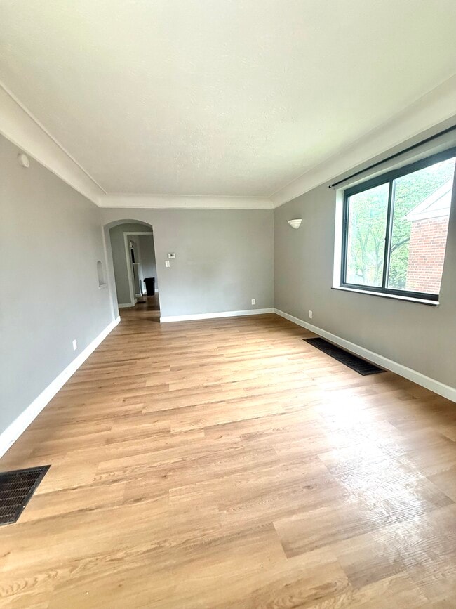 Photo - 1131 Wilmont Ct