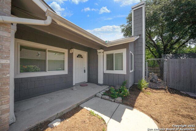 Photo - 8032 Laurel Bend