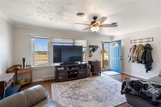 Photo - 22 NW 25th St