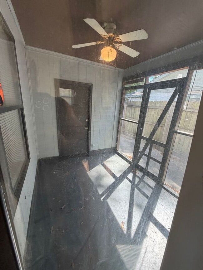 Photo - 2 Bedroom Available Today!