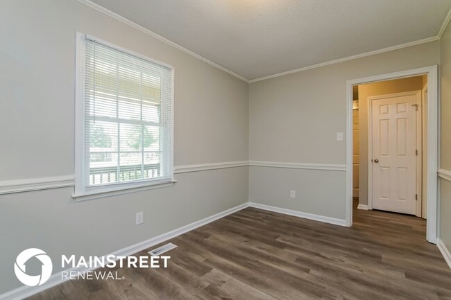 Photo - 58 White Oak Dr