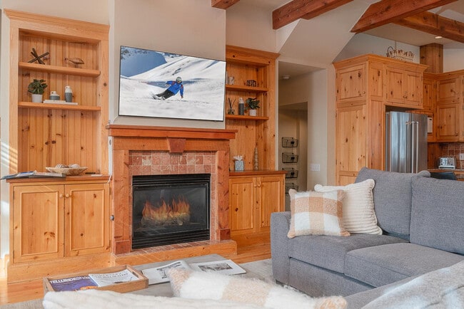 Photo - 215 Double Eagle Dr Unit ID1309435P