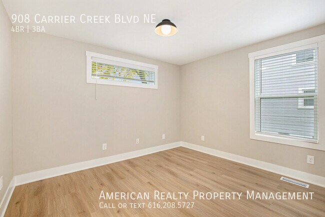 Photo - 908 Carrier Creek Blvd NE