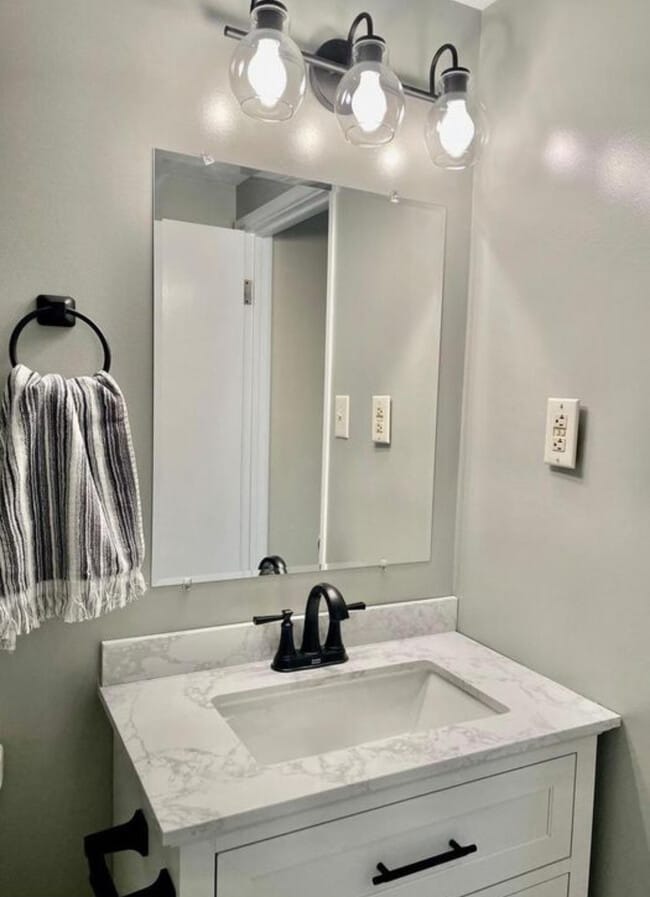 Photo - 762 Erford Rd