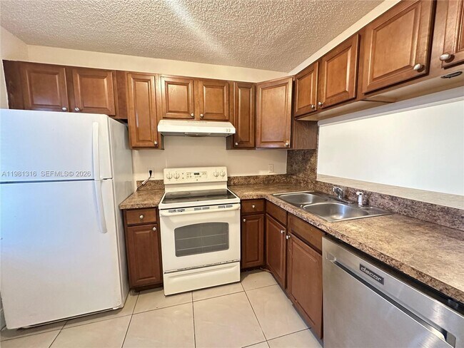 Photo - 11561 NW 36th St Unit 1-4