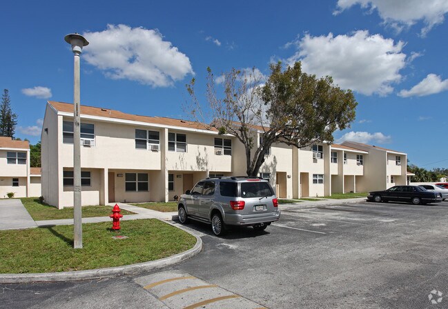Photo - Schall Landings Apartments
