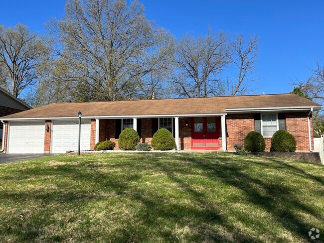 Building Photo - 235 Towercliffe Dr Rental