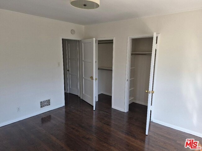 Photo - 8561 Holloway Dr Unit 8561-1/4