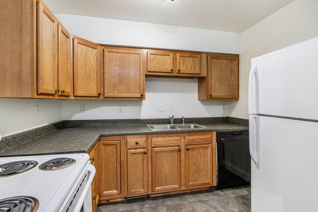 Photo - The Willows (Sprague and Michigan LLC)