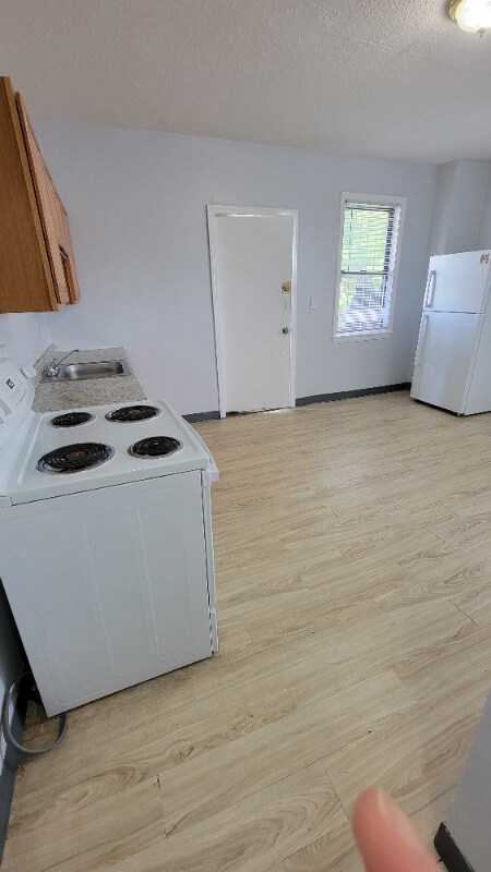 Photo - 464 Wethersfield Ave Unit Apt. 3S