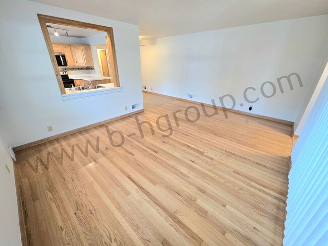 Photo - 7833 39th Ave Unit 7833