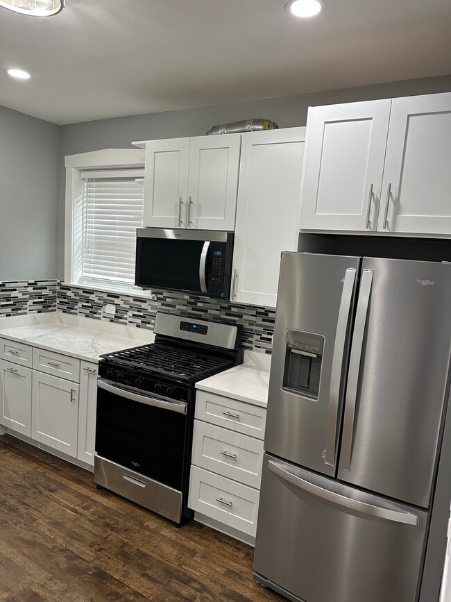 Photo - 1712 N Nagle Ave Unit 1712 North Nagle Ave Apt. 1