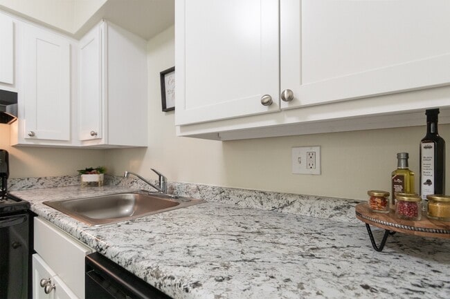 Photo - Aspen Village