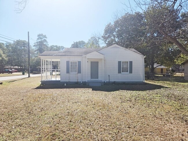 Photo - 1200 W Lincoln Ave