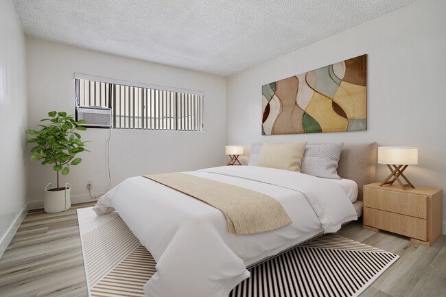 Photo - Burton Almont