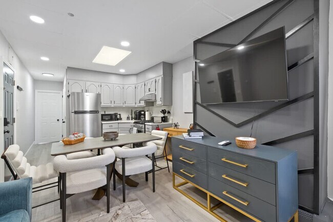 Photo - 225 Hancock Ave Unit SI ID1470329P