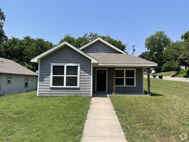 Building Photo - 901 W Hull St Rental