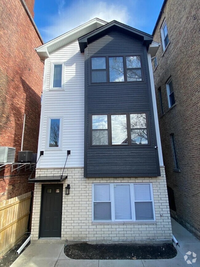 Building Photo - 2650 W 21st Pl Rental