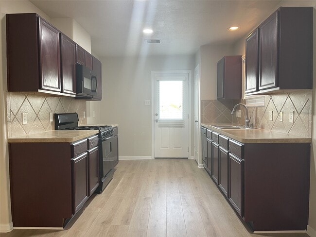 Photo - 21527 Falvel Misty Dr