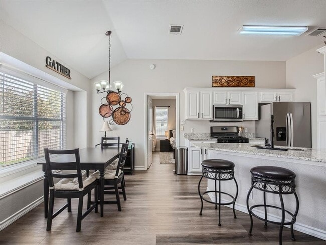 Photo - Comfort & Convenience in the Heart of Round Rock-1813 Southeastern Trl