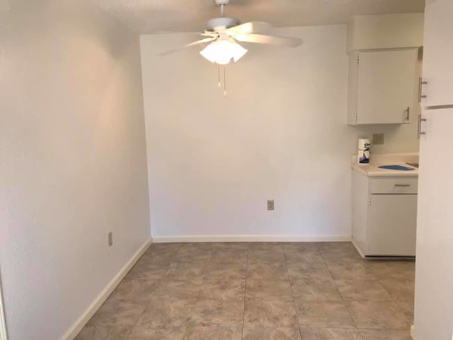 Dining Room - Carmel Terrace
