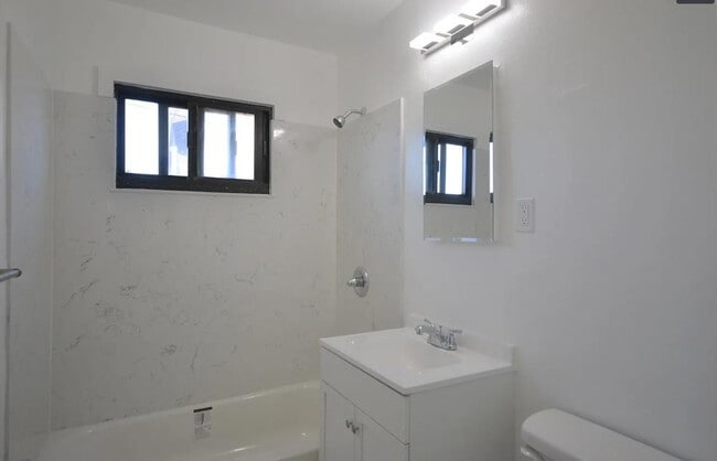 Building Photo - 720 1st Ave