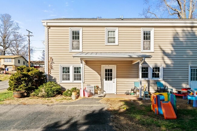 Photo - 545 Montgomery St