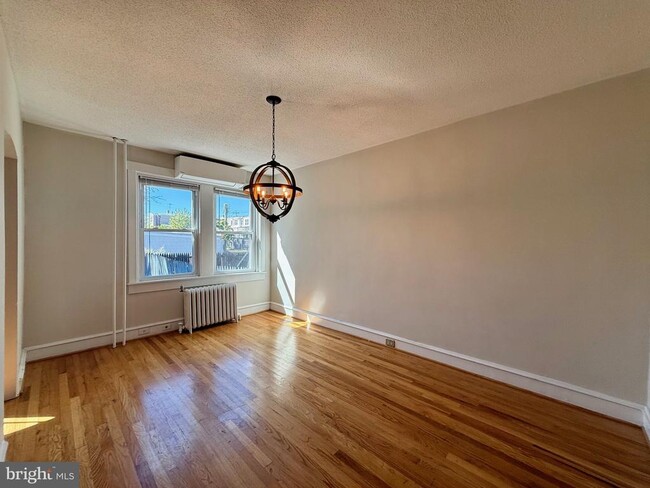 Photo - 1704 W 14th St