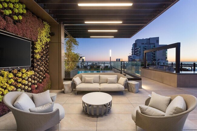 Photo - 675 Ninth Ave Condo Unit 2110