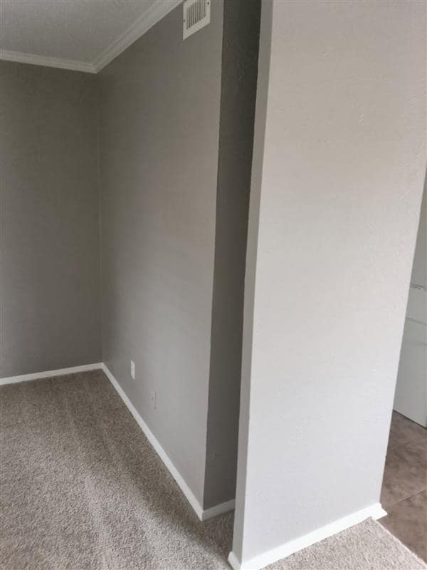 Photo - 2114 E Marshall Ave Unit 201