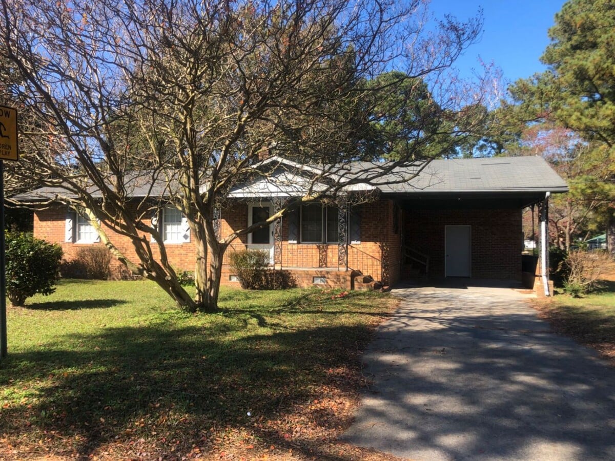 Photo - 400 W Boney St