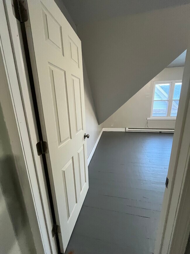 Photo - 259 Grove St Unit 3